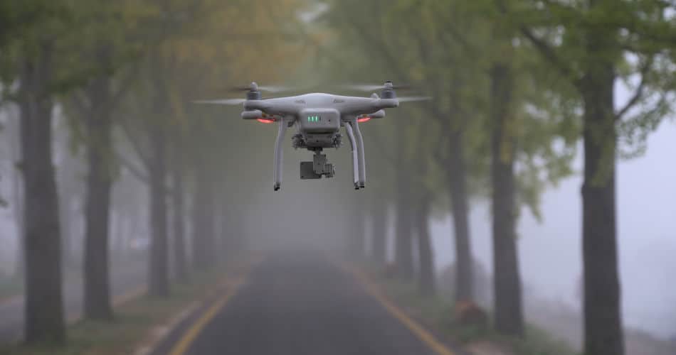 Skælde ud Allerede syre Can drones fly in rain? – or will it crash? | Tips For Drones